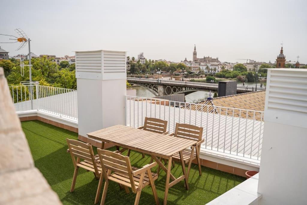 Optimus Corazon De Triana Apartamento Sevilha Exterior foto
